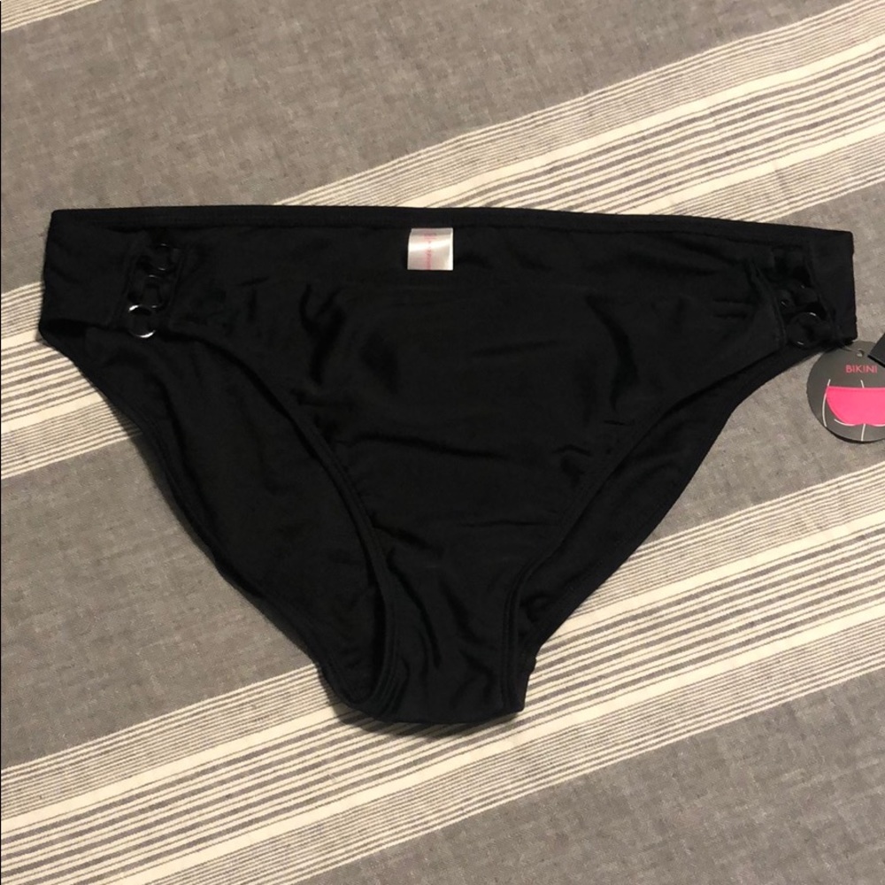 NWT No Boundaries Juniors Large Bikini Bottom